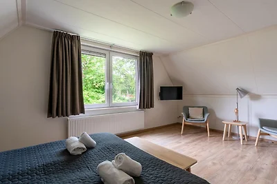 Geschmackvoll eingerichtetes Landhaus für 6...