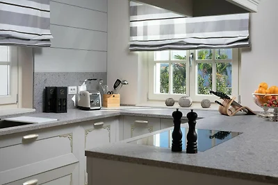 Moderne Villa in Vabriga mit Swimmingpool