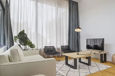 Modernes Haus mit schöner Terrasse, gelegen i...