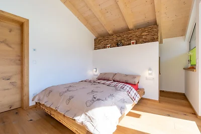 Chalet in Neukirchen am Grossvenediger mit...