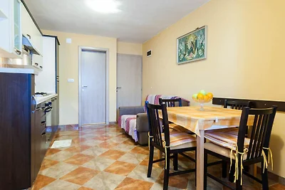 Cozy Apartments in Zadar with Sea and Mountai...
