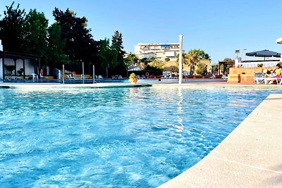 Schöne Wohnung mit Gemeinschaftspool