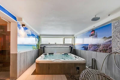 Villa mit Whirlpool & Sauna 500 m vom Meer