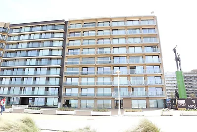 Apartamento en Nieuwpoort con vistas al mar