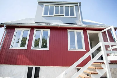 Gemma moderna a Torshavn -- By Traum...