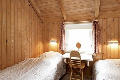 Rustikales Ferienhaus mit Sauna in Fjerritsle...