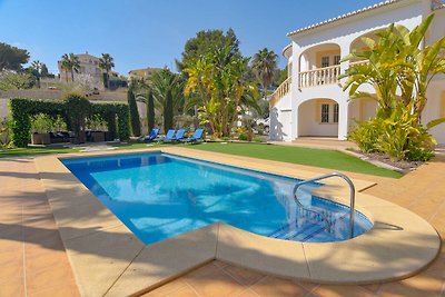 Luxuriöse Villa mit Swimmingpool in Benissa...