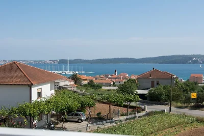 Moderne Ferienwohnung in Seget Donji mit...