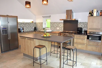 Chalet a Stoumont con piscina e sauna