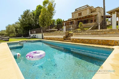 Villa Alejandra with private pool