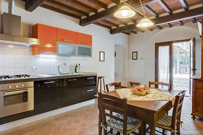 Tranquilla casa colonica con piscina privata