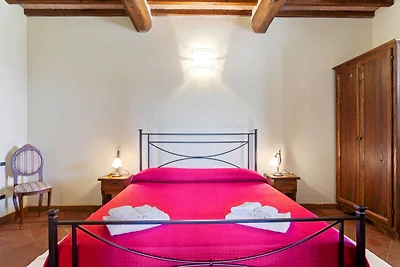 Casale a Suvereto con piscina