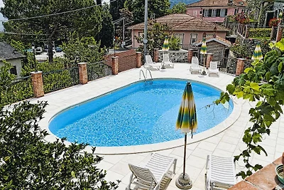 Appartamento a Castellaro con piscina...
