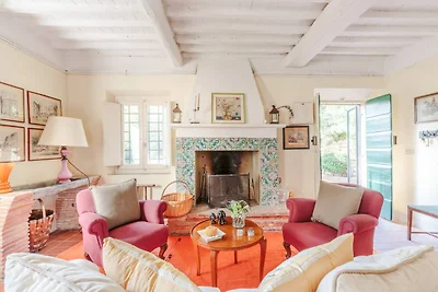 Villa tra i boschi a Camaiore