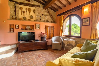 Spacious Holiday Home in Cagli with Garden