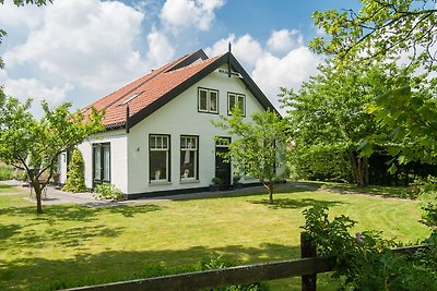 Ferienhaus mit eigenem Garten in Schoorl