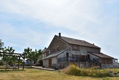 Altes Ferienhaus in Rémilly mit Terrasse