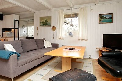 Gut ausgestattetes Ferienhaus in Læsø mit...