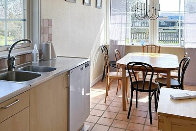 4 Personen Ferienhaus in Skummeslövsstrand