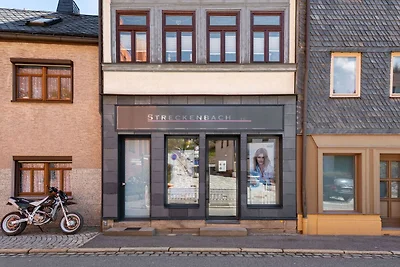 Stilvolle Wohnung mit Terrasse in Sonneberg