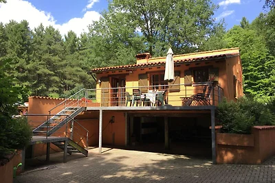 Gemütliches Ferienhaus in Waldnähe in...