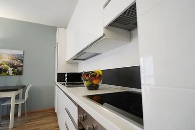 Modernes Appartment neben der U-Bahn M3,...