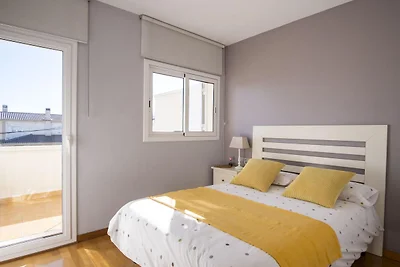 Elegante villa a Calafell con piscina