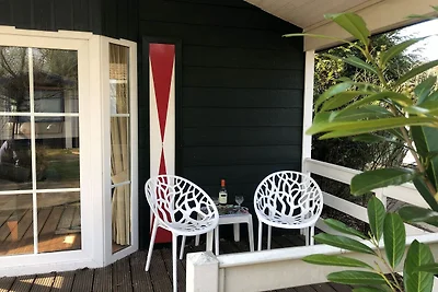 Chalet in Voorthuizen mit Hallenbad