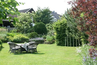 Jacob's Ladder, Tüschenbonnen Estate