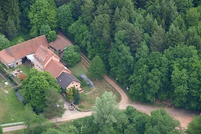 Ferienhaus mit Garten in der Nähe eines Sees
