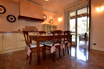 Luxuriöse Villa in der Lombardei mit...