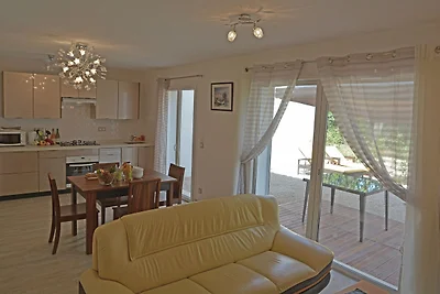 Moderne Villa in Montauroux mit Pool