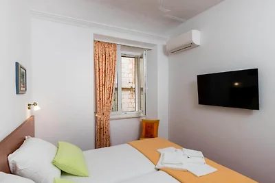 Anima Mea Old Town Apartment- Luxury...