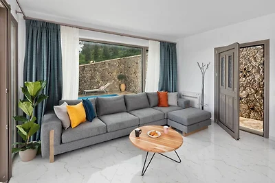 Nuova Villa di Lusso con Piscina Privata