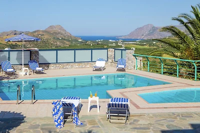 Villa in Lefkogia mit privatem Pool