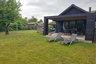 Schönes Ferienhaus in Meeresnähe in...