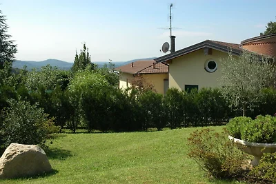 Favolosa villa a Barasso vicino al lago