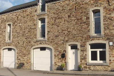 Ferienhaus in Libin mit Terrasse