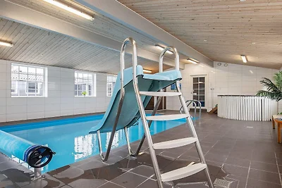 24 Personen Ferienhaus in Øster Assels