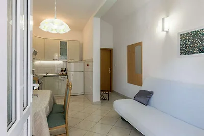 Comfort One Bedroom Apartment with Terrace an...
