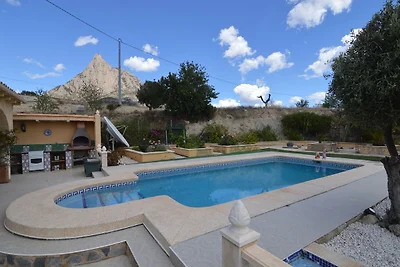 Accogliente casa vacanze con piscina