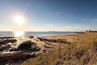 Villa in Les Sables d Olonne mit Pool