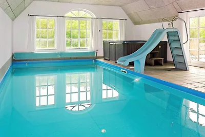18 Personen Ferienhaus in Ulfborg