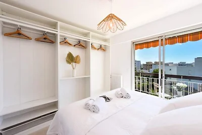 Apartment in Golfe-Juan mit Meerblick