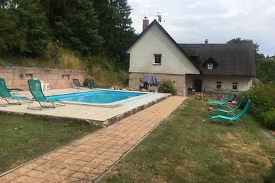 Moderne Ferienwohnung mit Swimmingpool in...