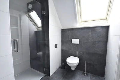 Appartement in Hippolytushoef mit Garten