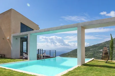 Moderne Villa in Sivota mit eigenem Pool