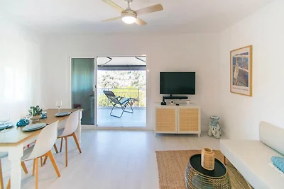 Haus in Roses mit Meer- und Bergblick