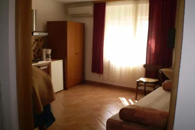 Apartments Tina - Studio Apartment with...