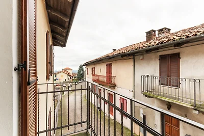 Auffallendes Ferienhaus in Albugnano mit...